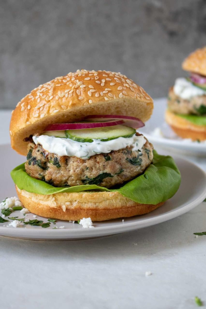Spinach Feta Turkey Burgers - Stephanie Kay Nutrition